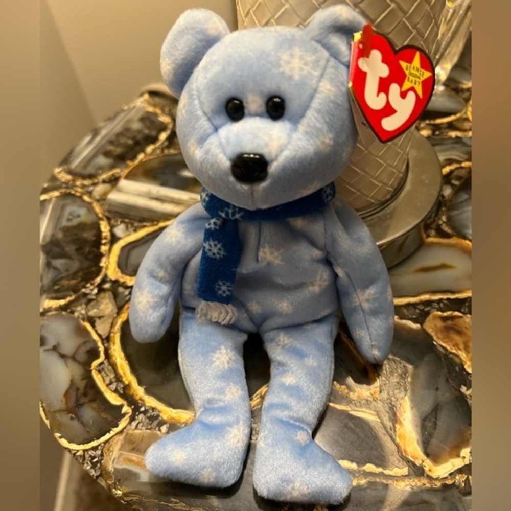 Ty Beanie babies 1999 Holiday Teddy NWT